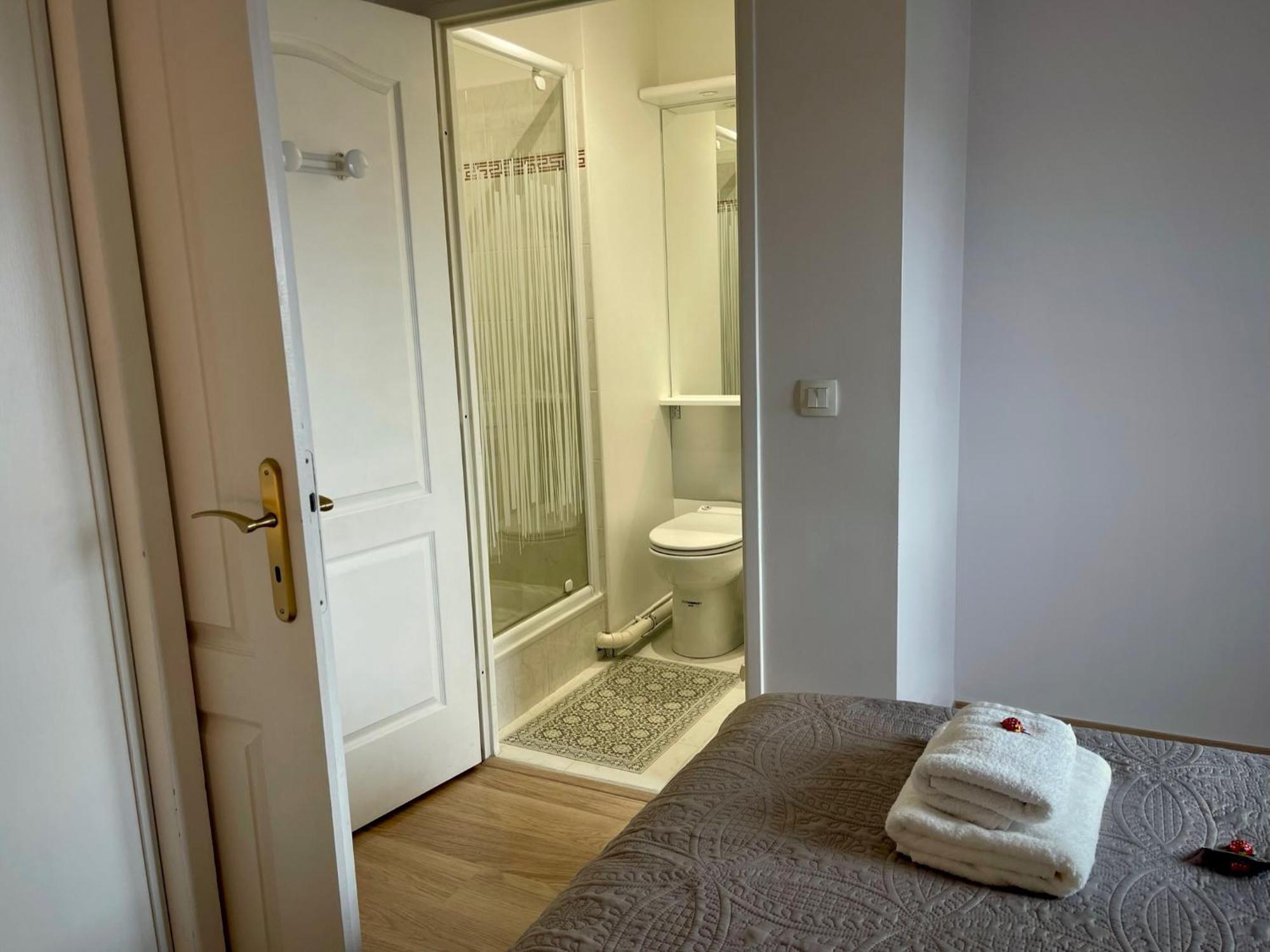 Family'S Appartement Disney Paris , 2 Parking Serris Esterno foto