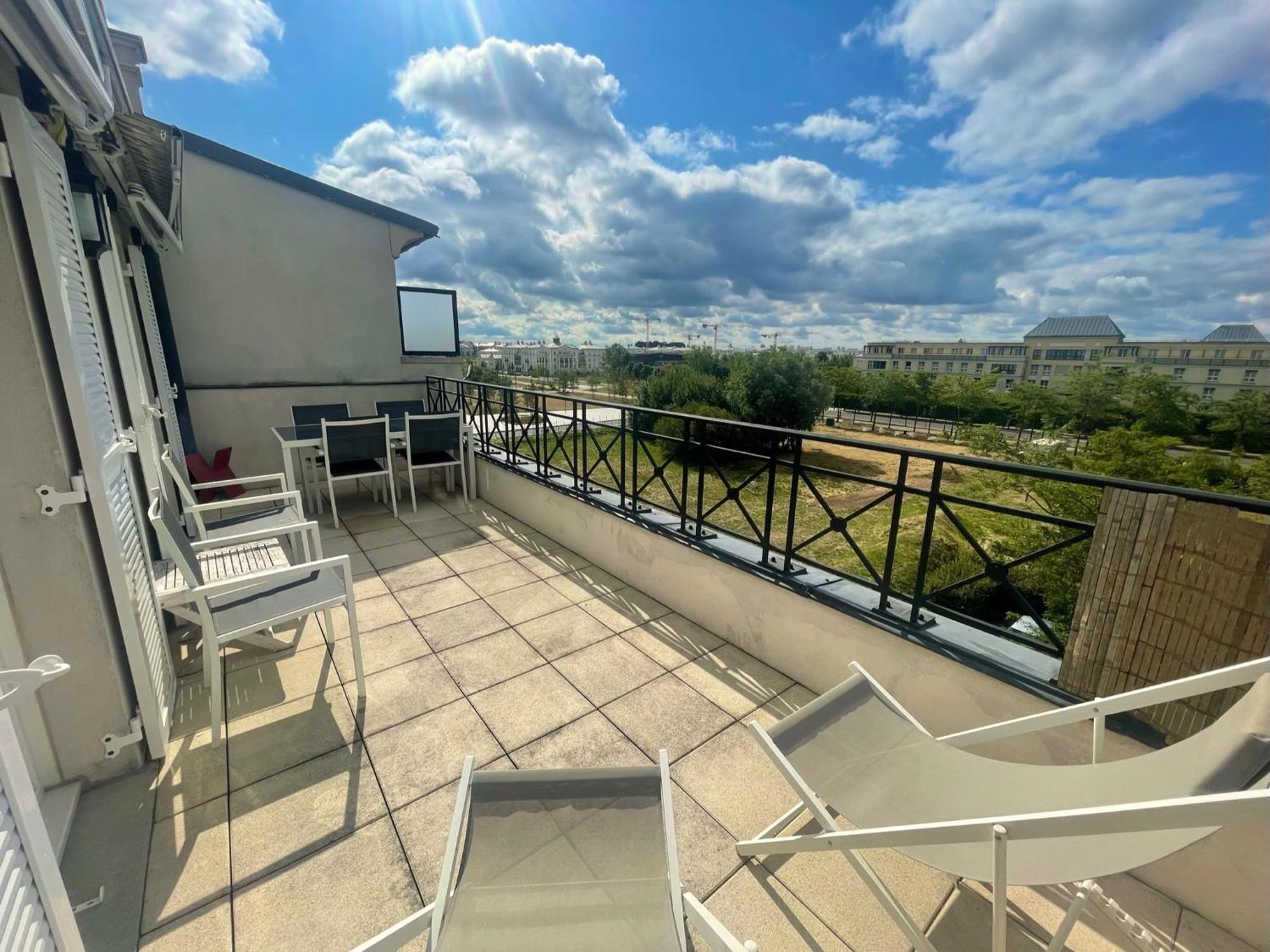 Family'S Appartement Disney Paris , 2 Parking Serris Esterno foto